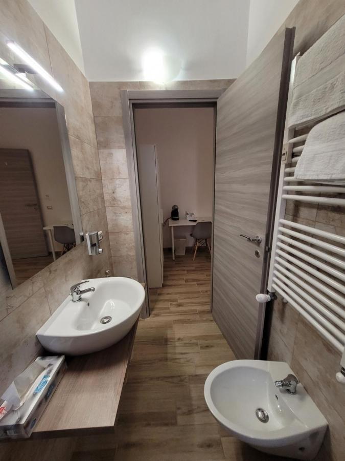 Tiber Rooms Testaccio Roma Exterior foto
